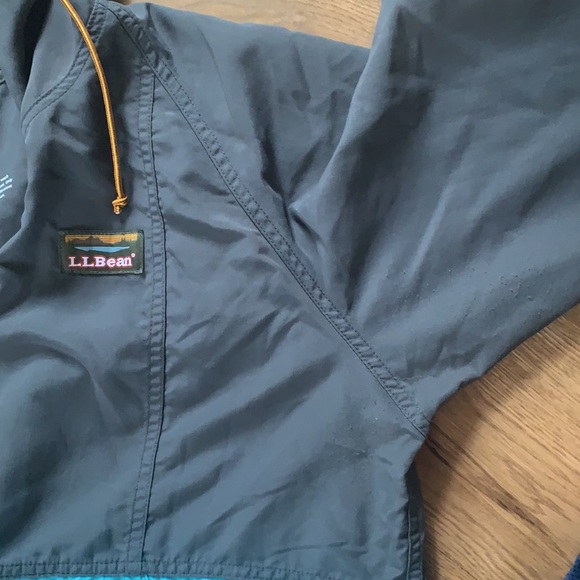 L.L Bean pullover - Picture 6 of 6